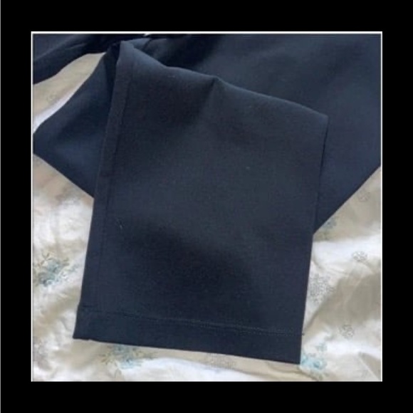 BCBGMAXAZRIA MASON CAPRI LEGGINGS NWOT - Picture 5 of 5